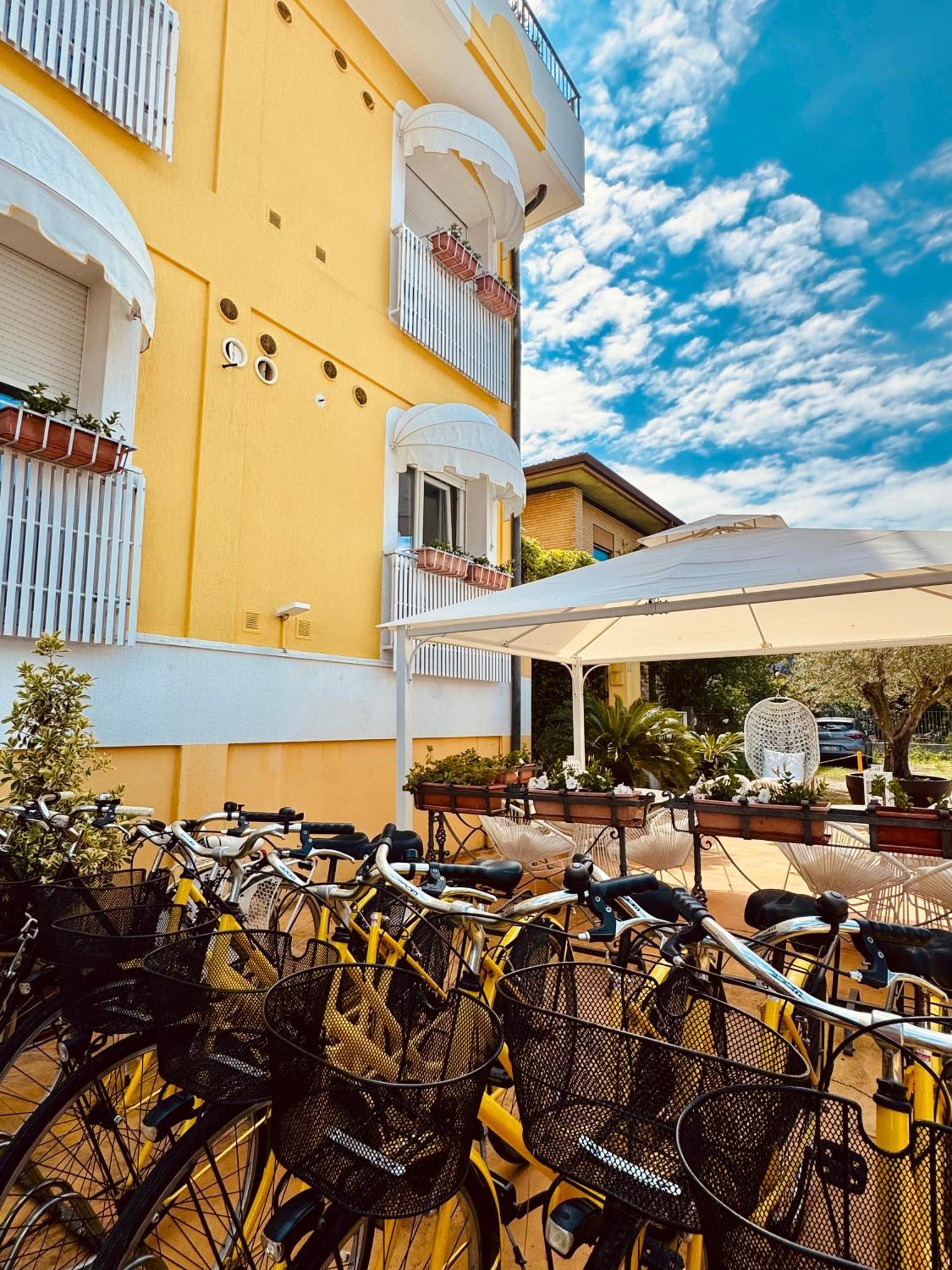 Meuble Tripoli Hotel Grado Exterior photo